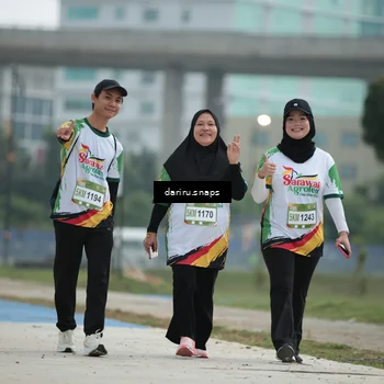Runner Photo 7727501