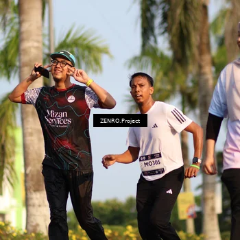 Runner Photo 7727515