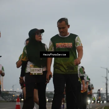 Runner Photo 7727520