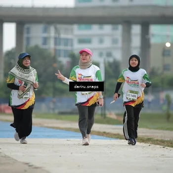 Runner Photo 7727531
