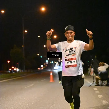 Runner Photo 7727533