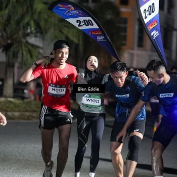 Runner Photo 7727540