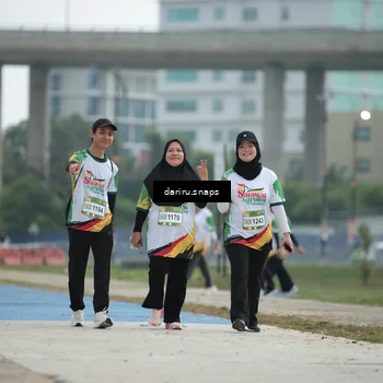 Runner Photo 7727545