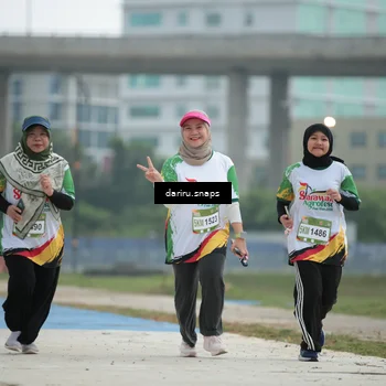 Runner Photo 7727563
