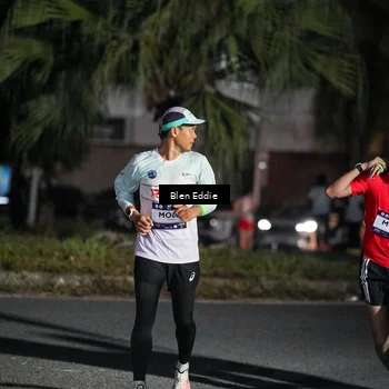Runner Photo 7727565
