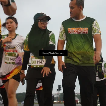 Runner Photo 7727577