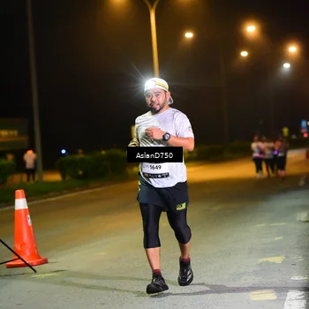 Runner Photo 7727594