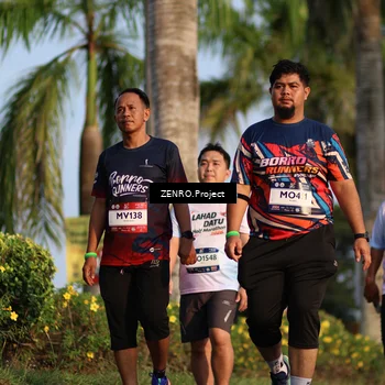 Runner Photo 7727598