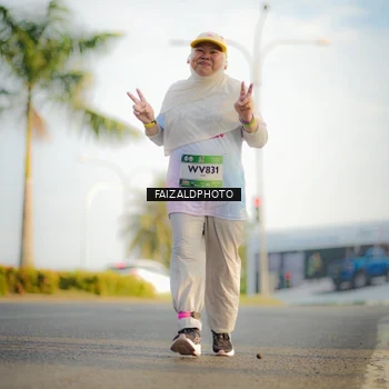 Runner Photo 7727621