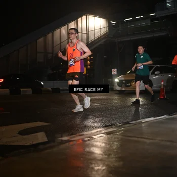 Runner Photo 7727644
