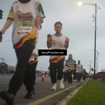 Runner Photo 7727645