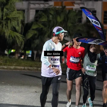 Runner Photo 7727655