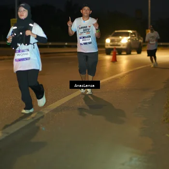 Runner Photo 7727679