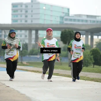Runner Photo 7727687