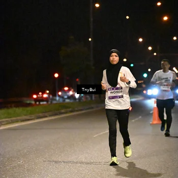 Runner Photo 7727689