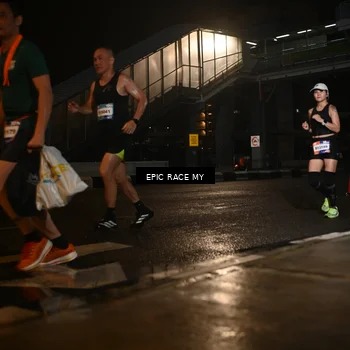 Runner Photo 7727695