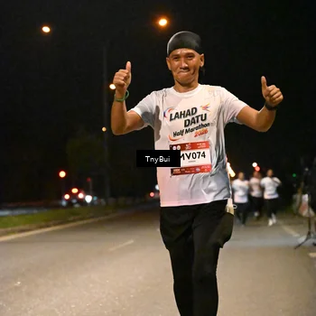 Runner Photo 7727696