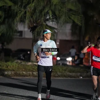 Runner Photo 7727701