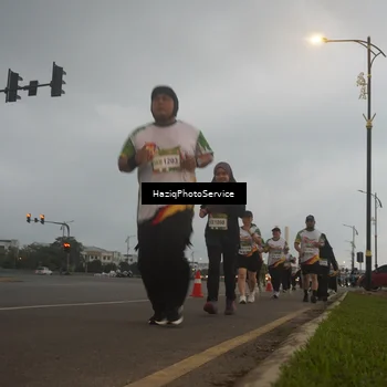 Runner Photo 7727718