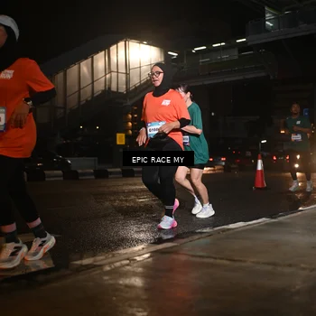 Runner Photo 7727725