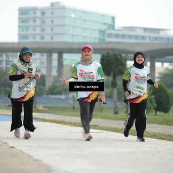 Runner Photo 7727740