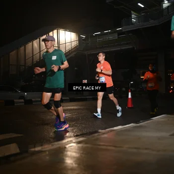 Runner Photo 7727755