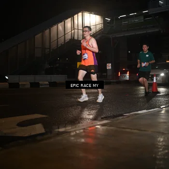Runner Photo 7727764