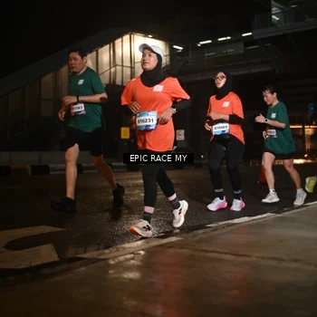 Runner Photo 7727771