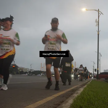 Runner Photo 7727780