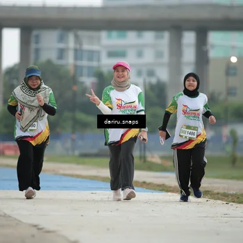 Runner Photo 7727782