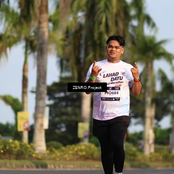 Runner Photo 7727786