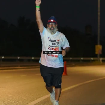 Runner Photo 7727788