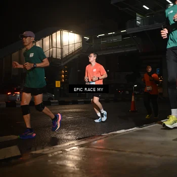 Runner Photo 7727795