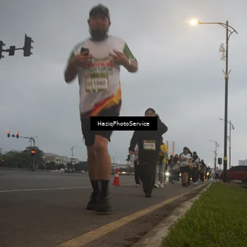 Runner Photo 7727805