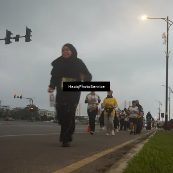 Runner Photo 7727815