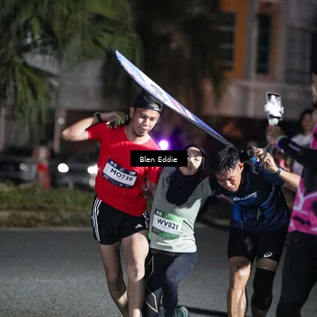 Runner Photo 7727821