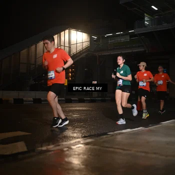 Runner Photo 7727831