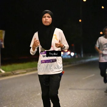 Runner Photo 7727833