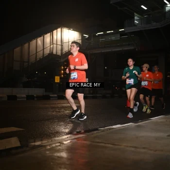 Runner Photo 7727834