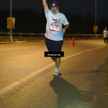 Runner Photo 7727864
