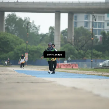 Runner Photo 7727892