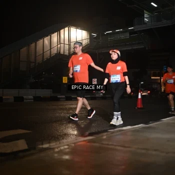 Runner Photo 7727901