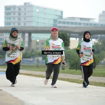 Runner Photo 7727916