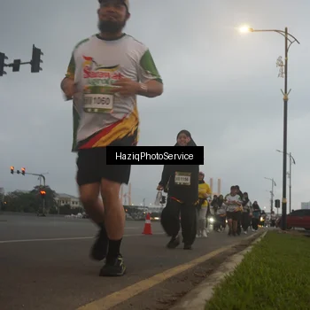 Runner Photo 7727925