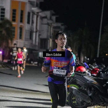 Runner Photo 7727928