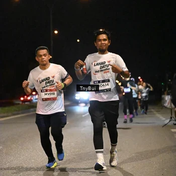Runner Photo 7727931