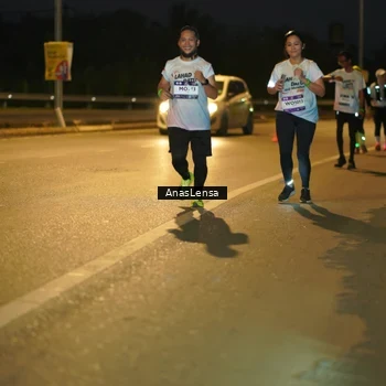 Runner Photo 7727937