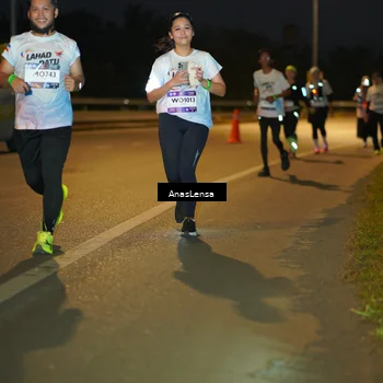 Runner Photo 7727948