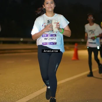 Runner Photo 7727949