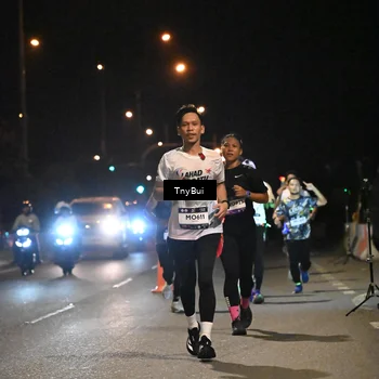 Runner Photo 7727955